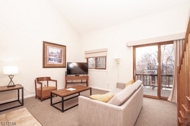 Foto del edificio - 5 Red Lodge Dr