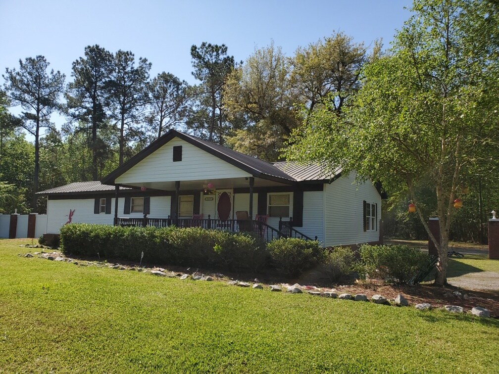 247 Kindale Park Rd, Kingstree, SC 29556 House Rental in Kingstree