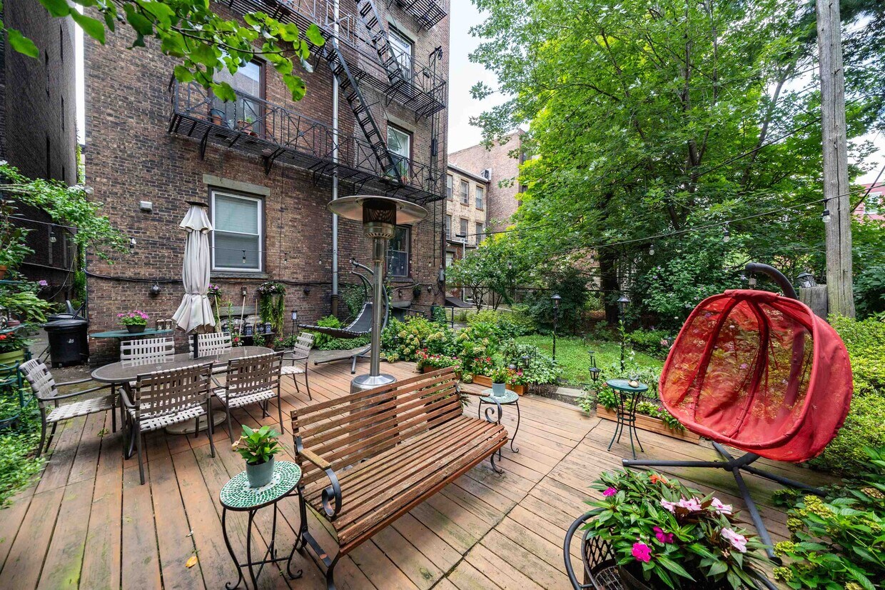 Foto principal - 1011 Willow Ave