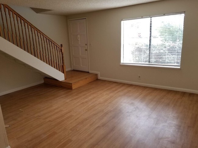 Foto del edificio - 3 br, 1.5 bath House - 231 Bellam