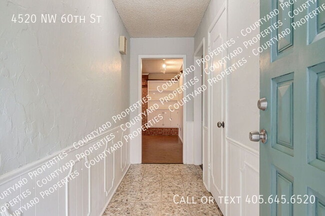 Foto del edificio - 4520 NW 60th St