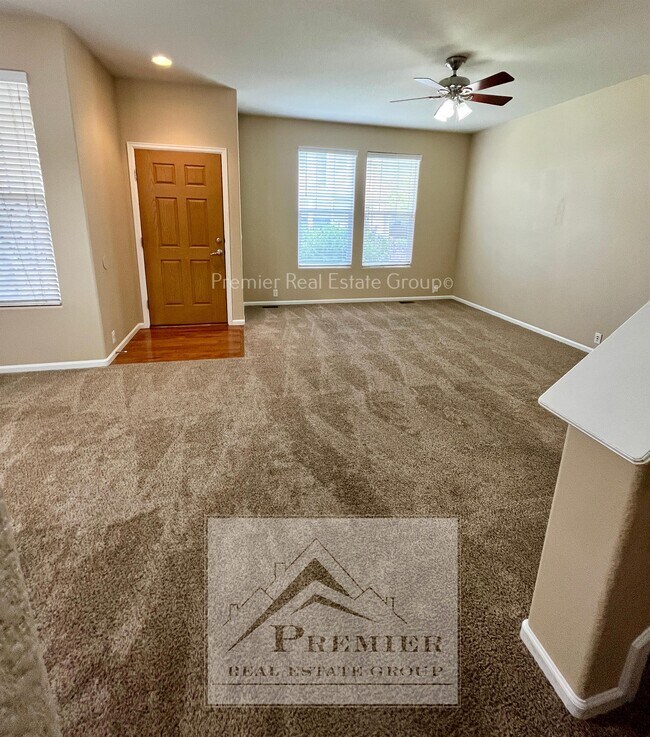 Foto del edificio - 6323 Sand Bar Pt