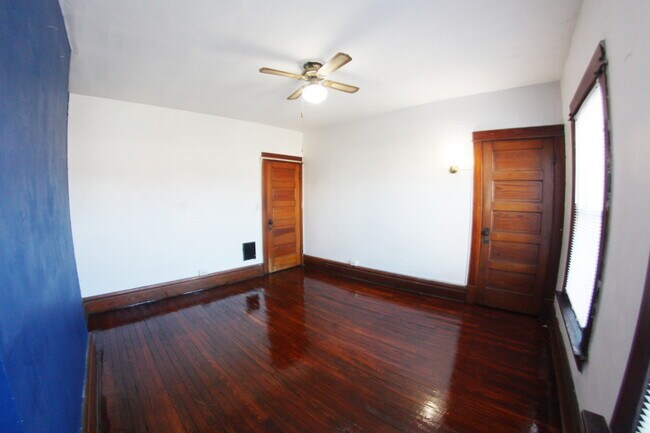 Foto del edificio - 2492 Summit St