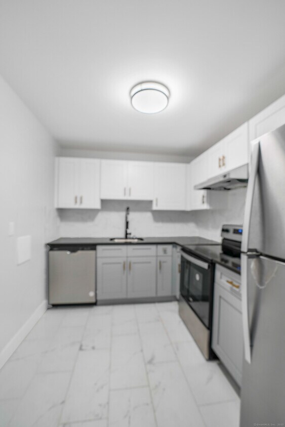 Primary Photo - 280 Collins St