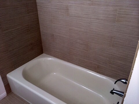 Interior Photo 4 - 1046 S Hobart Blvd