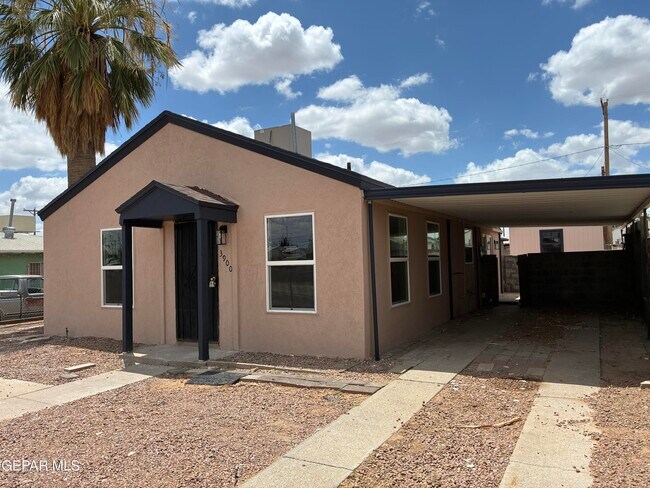 Foto del edificio - 3900 McConnell Ave