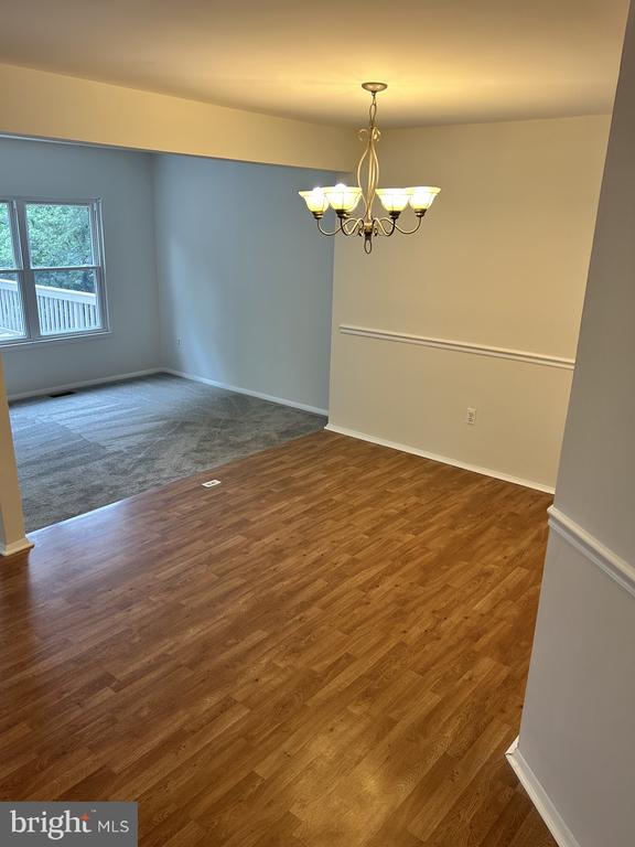 Foto del edificio - 9536 Melrose Square Way