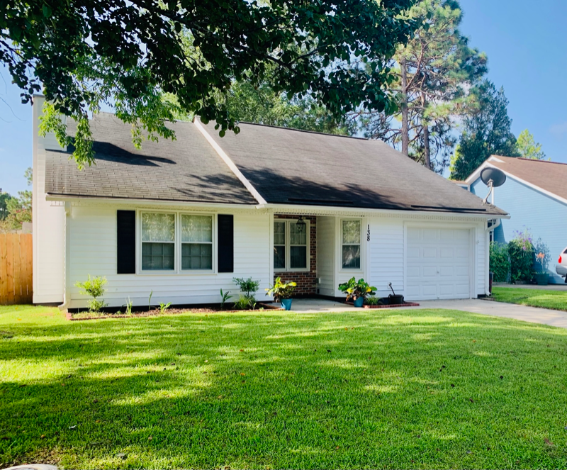Primary Photo - 138 Manchester Rd