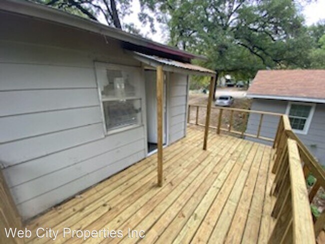 Foto del edificio - 3 br, 2 bath House - 15417 Flud Rd