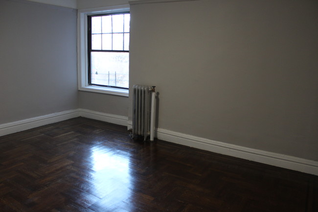 Building Photo - 2759 Barker Ave