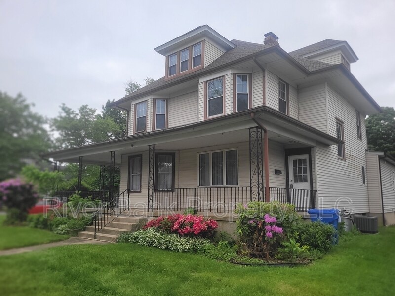 Primary Photo - 745 Highland Avenue - C