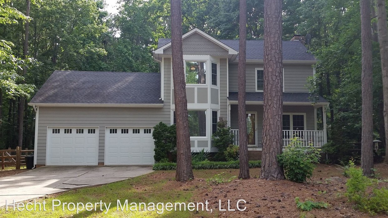 Primary Photo - 3 br, 2.5 bath House - 2819 Lakeshore Rd. S