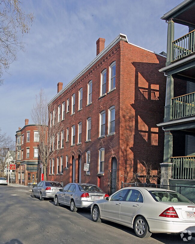 8486 Savin Hill Ave, Boston, MA 02125 Apartments Boston, MA