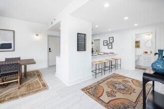Interior Photo - Ilion