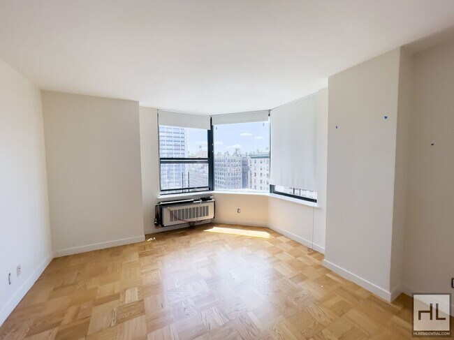 Building Photo - West 87th Street
