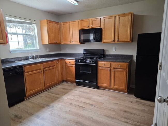 Photo - Renovated Just For You! House