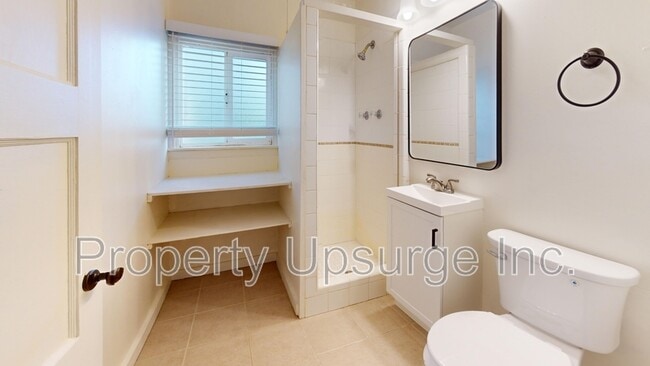 Foto del edificio - 640 Bird St