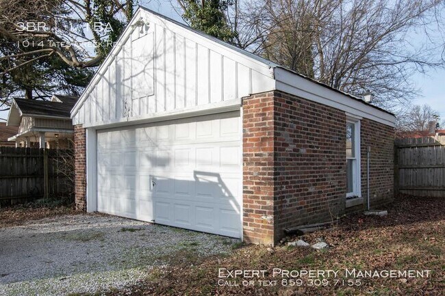 Building Photo - 1014 Tates Creek Rd