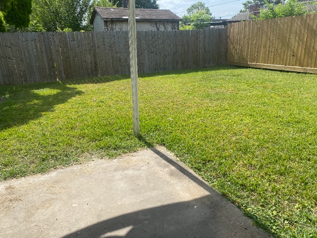 Foto del edificio - 15322 E Hampton Cir
