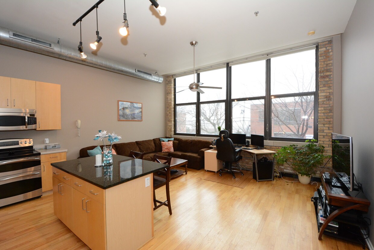 Foto principal - 1924 N Hubbard St