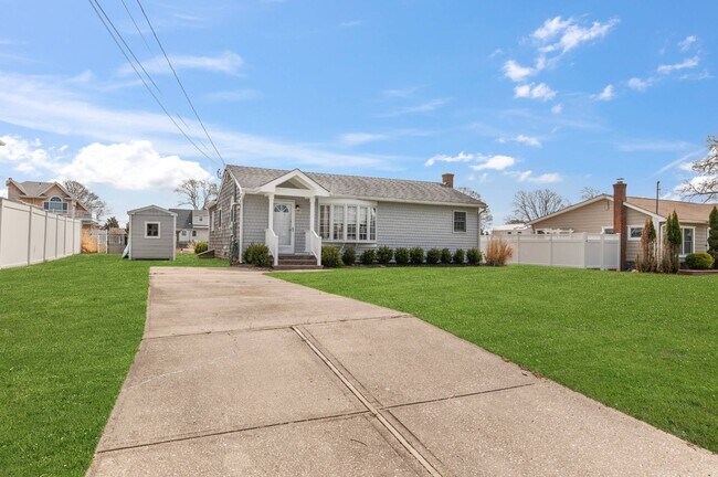 Foto del edificio - 7 Whiting Rd