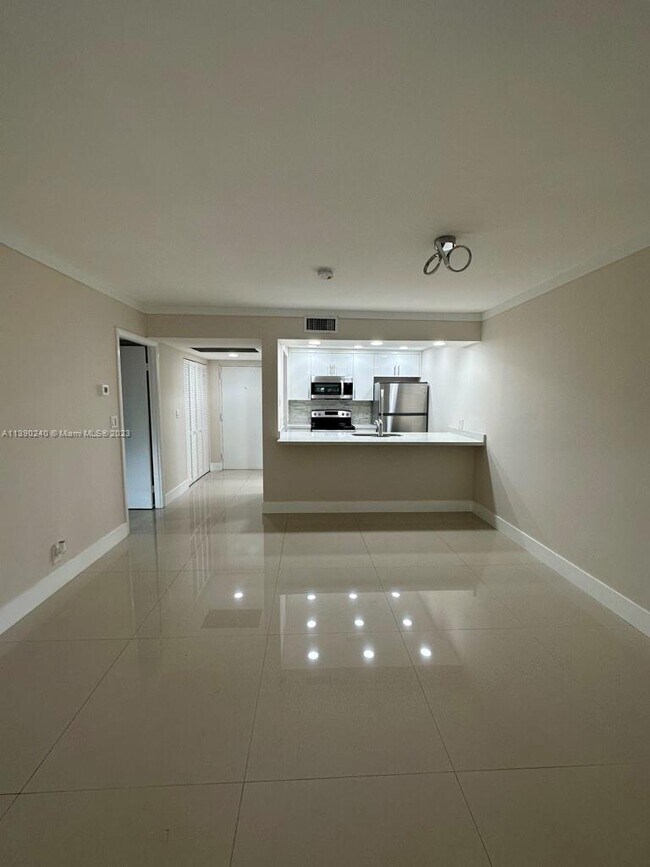 Photo - 8160 Geneva Ct Apartment