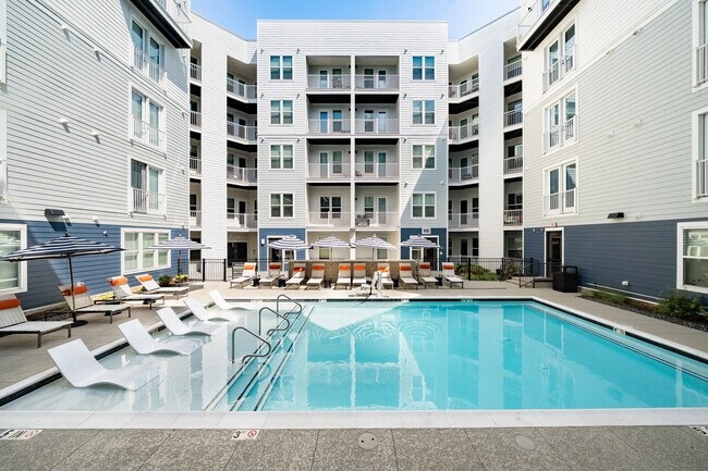 Apartamentos Apex Marathon Village — foto de la comunidad - Apex Marathon Village