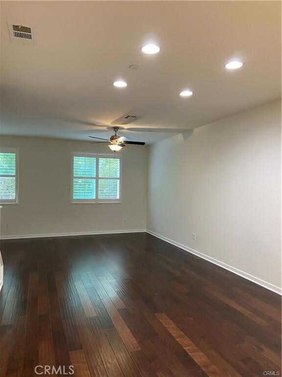 Foto del edificio - 1528 W Artesia Square