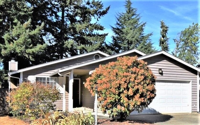 Foto principal - 1719 S 88th St