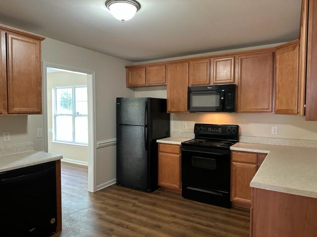 Building Photo - 710 Hawthorn Ridge Dr