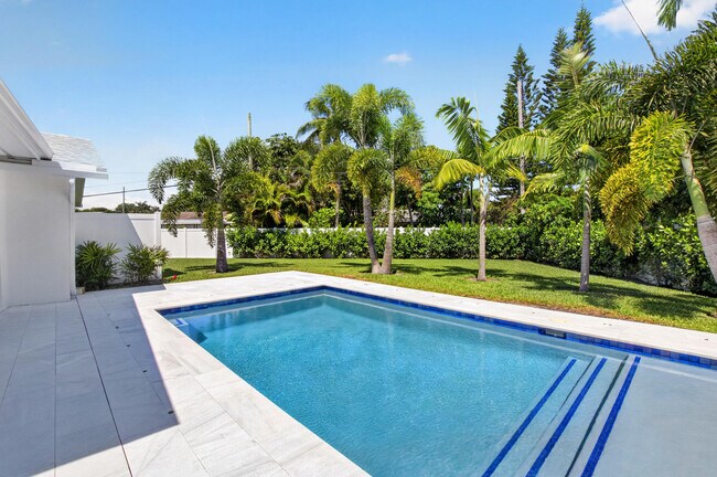 Foto del edificio - 135 SE 28th Ct