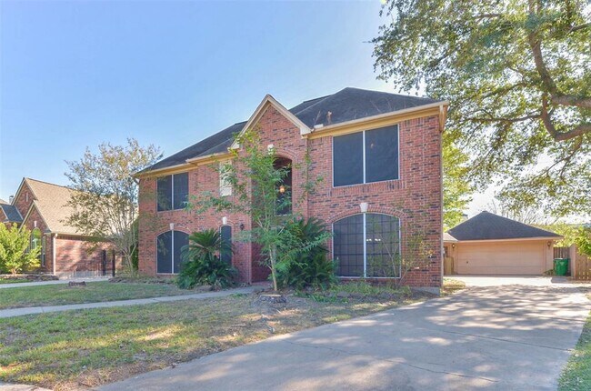 Foto del edificio - 15206 Evergreen Knoll Ln
