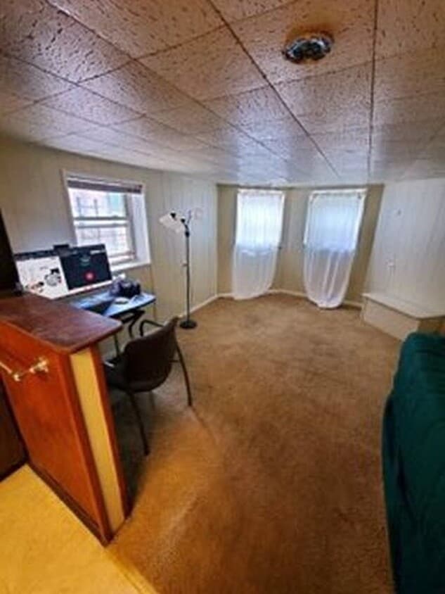 Primary Photo - 2150 W Warner Ave