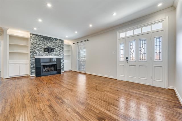 Foto del edificio - 3208 Cole Ave