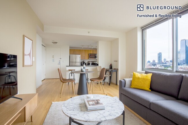 Foto del edificio - 4-75 48th Avenue-SI FL11-ID934