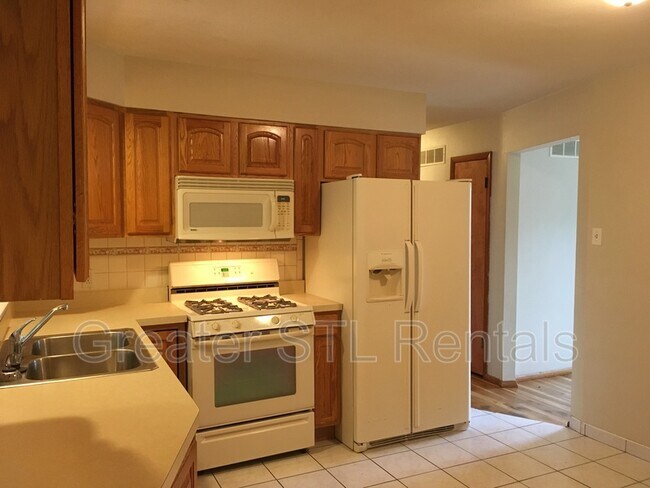 Foto del edificio - 1900 Violet Dr