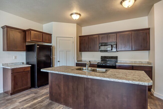 Foto del edificio - 5659 Island Ridge Dr