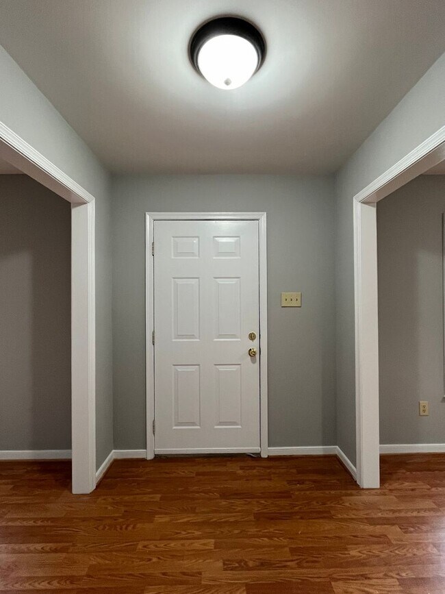 Foto del edificio - Two-Story Colonial in Henrico