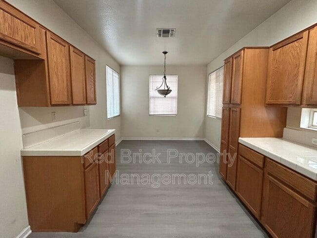 Photo - 3577 Santiago Ave House