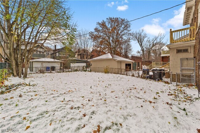 Foto del edificio - 867 East Blvd