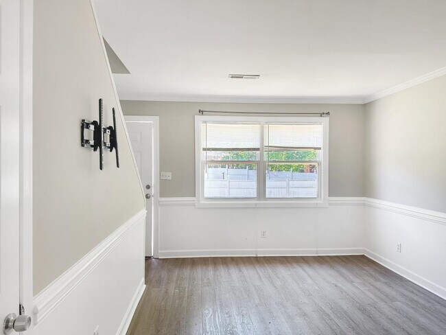 Foto del edificio - 1432 Ardmore Dr