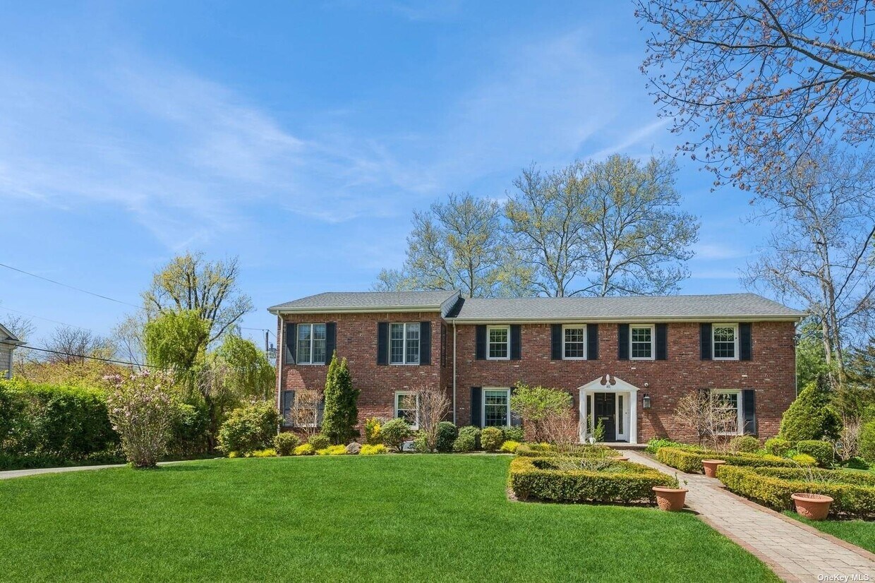 Foto principal - 85 Shore Rd