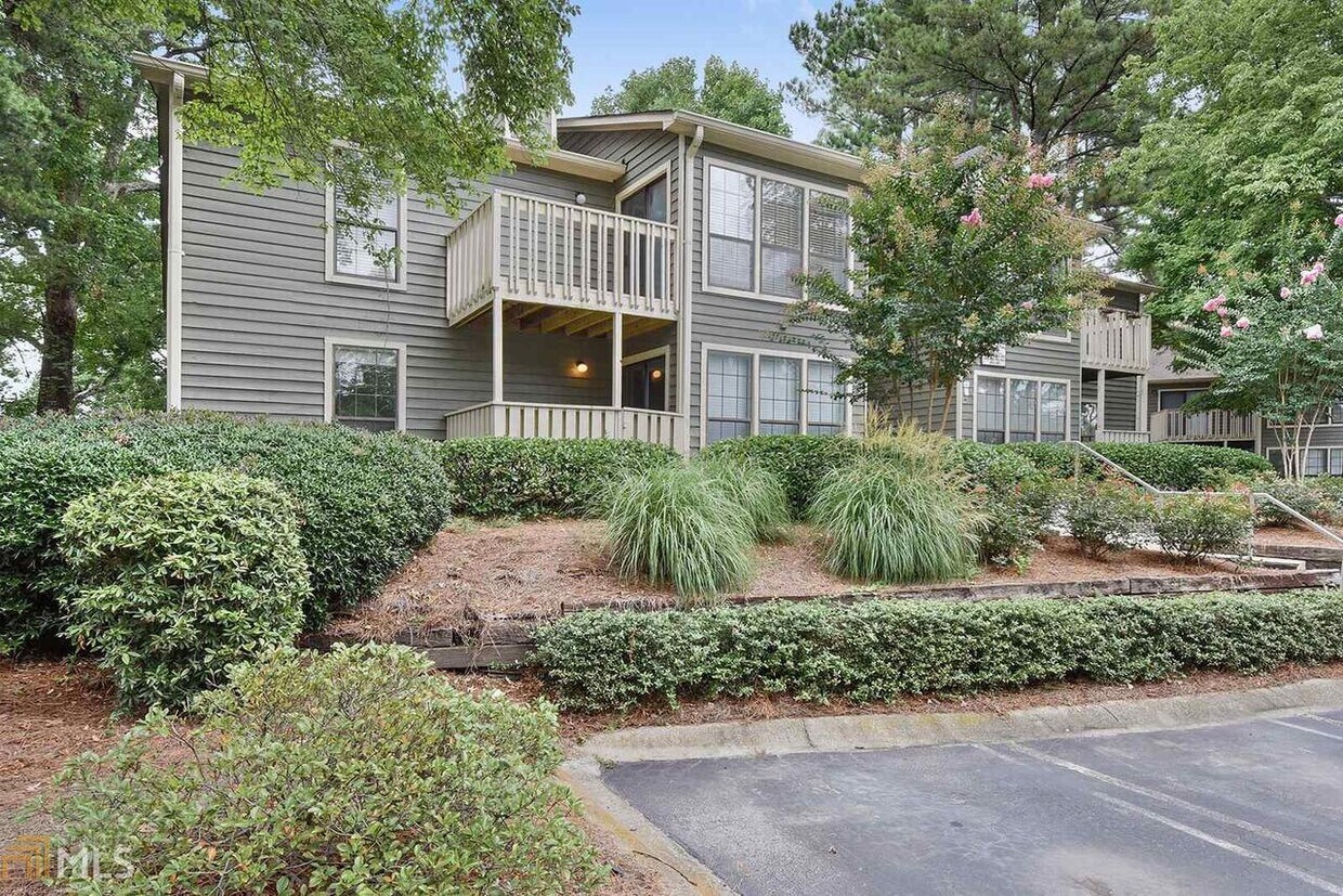 4634 Vinings Central Run SE Unit 123, Atlanta, GA 30339 Apartment for Rent in Atlanta, GA