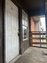 Building Photo - 109 Meudon St