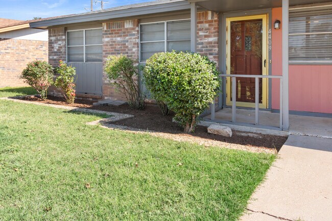 Foto del edificio - 4409 Lehigh St