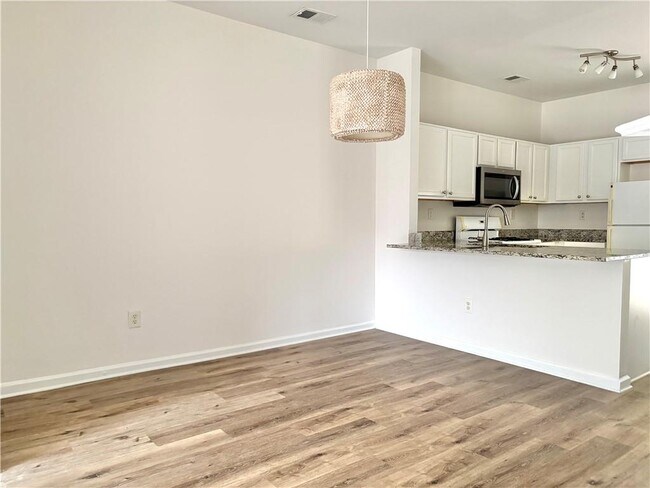 Foto del edificio - 1581 Cove Creek Cir