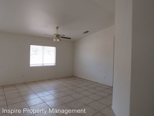 Foto del edificio - 3 br, 2 bath House - 60649 La Mirada Tr