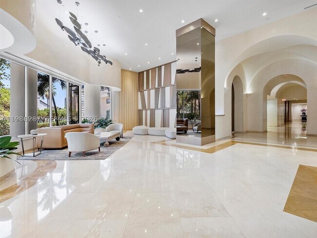 Foto del edificio - 19355 Turnberry Way