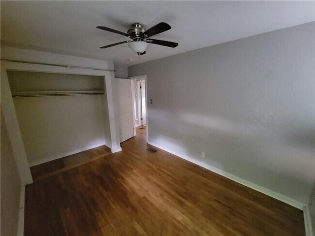 Building Photo - 4303 Hank Ave