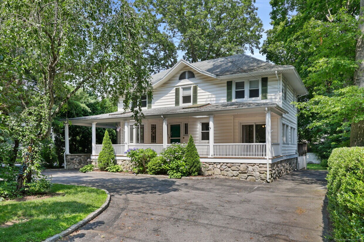 Foto principal - 53 Indian Field Rd